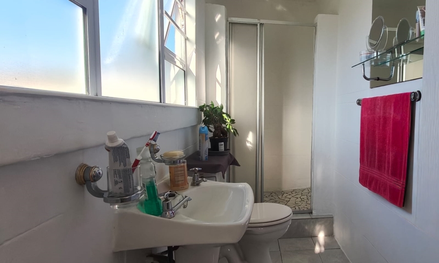 To Let 3 Bedroom Property for Rent in Overbaakens Eastern Cape